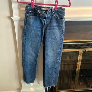 Levi’s wedgie straight Jean